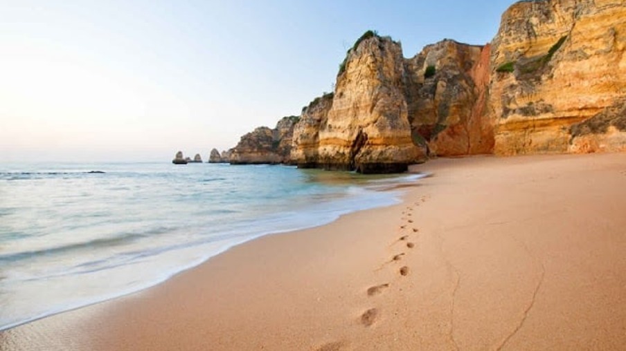 Quais são as praias mais bonitas de Portugal?