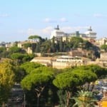 Vista aérea de edifícios em Roma em um dia ensolarado