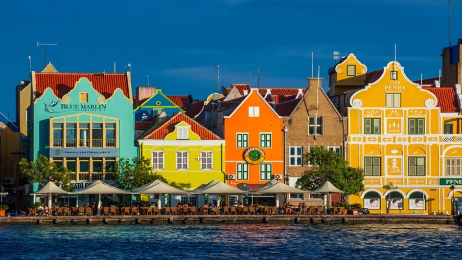 Qual língua se fala Curaçao e como se comunicar