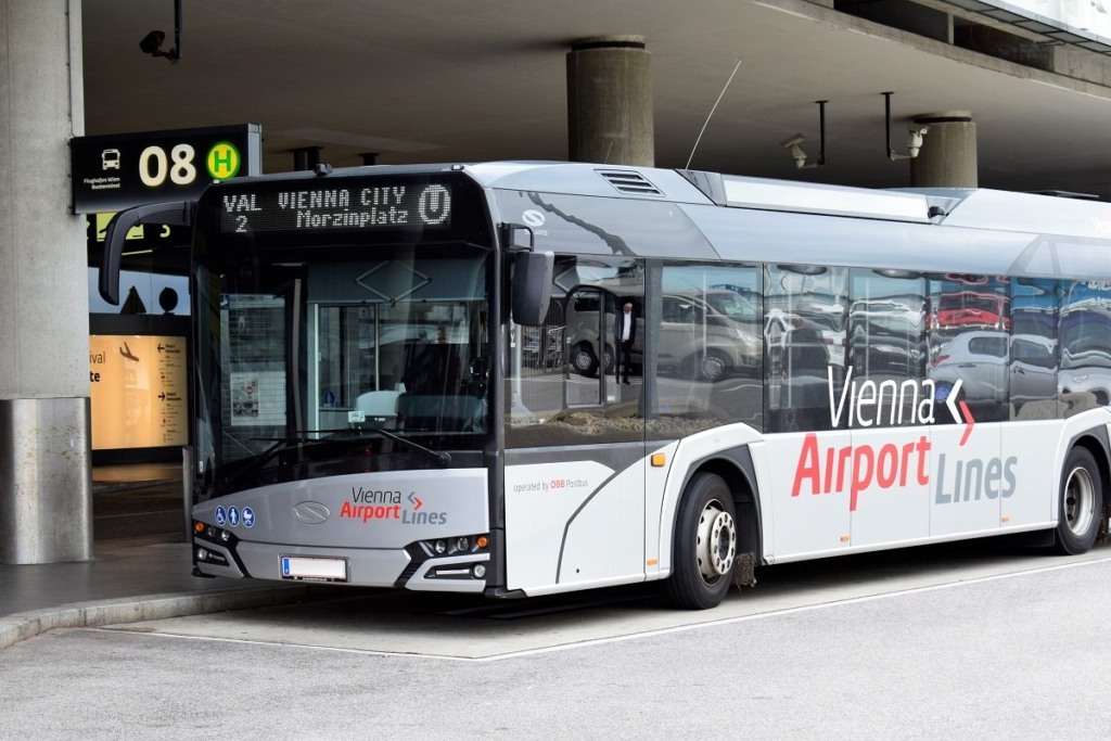 Ônibus no aeroporto de Viena