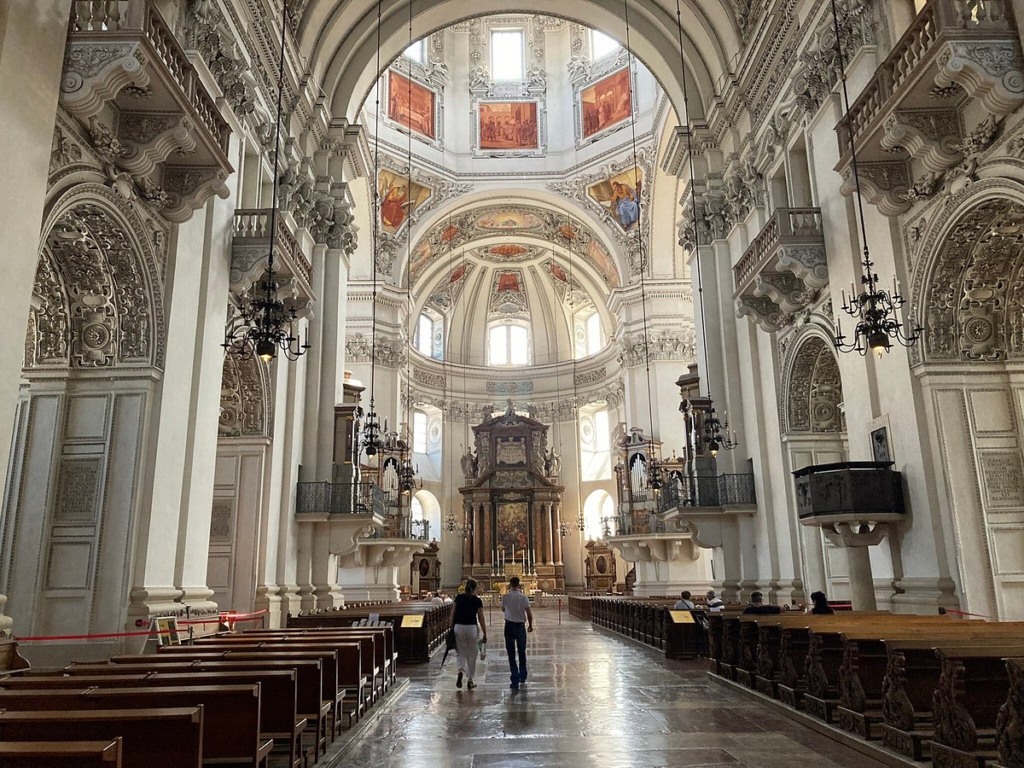 Interior da Catedral de Salzburgo