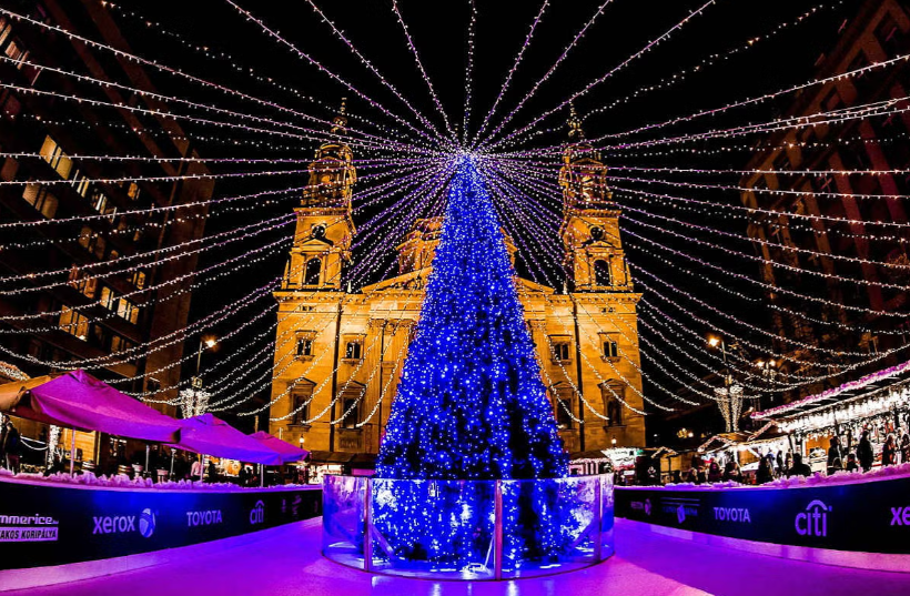 Praça de Santo Estêvão no Natal