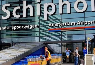 Como ir do aeroporto Schiphol ao centro de Amsterdã