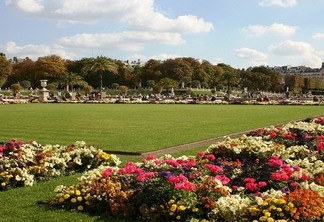 Vista do Jardim de Luxemburgo em Paris