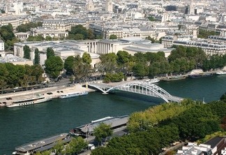 Passeio pelo Rio Sena em Paris