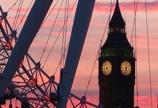 Passeio pela Torre do Relógio Big Ben em Londres