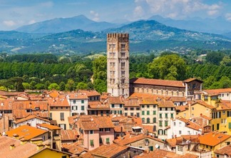 Paisagens das construções em Lucca
