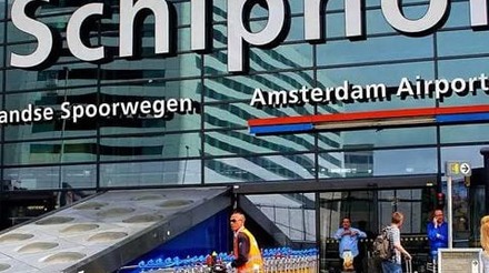 Como ir do aeroporto Schiphol ao centro de Amsterdã