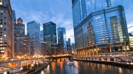 Vista de Chicago à noite