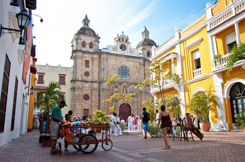 Visitar a Catedral de Cartagena e Parroquia San Pedro Claver