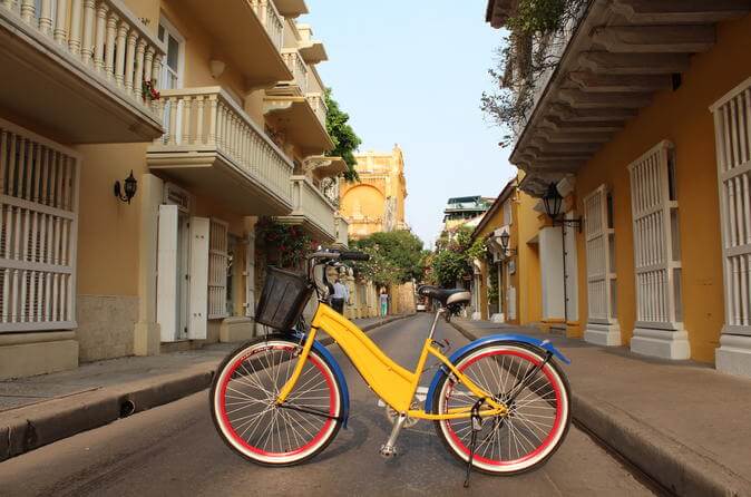 Andar de bicicleta por Cartagena, na Colômbia
