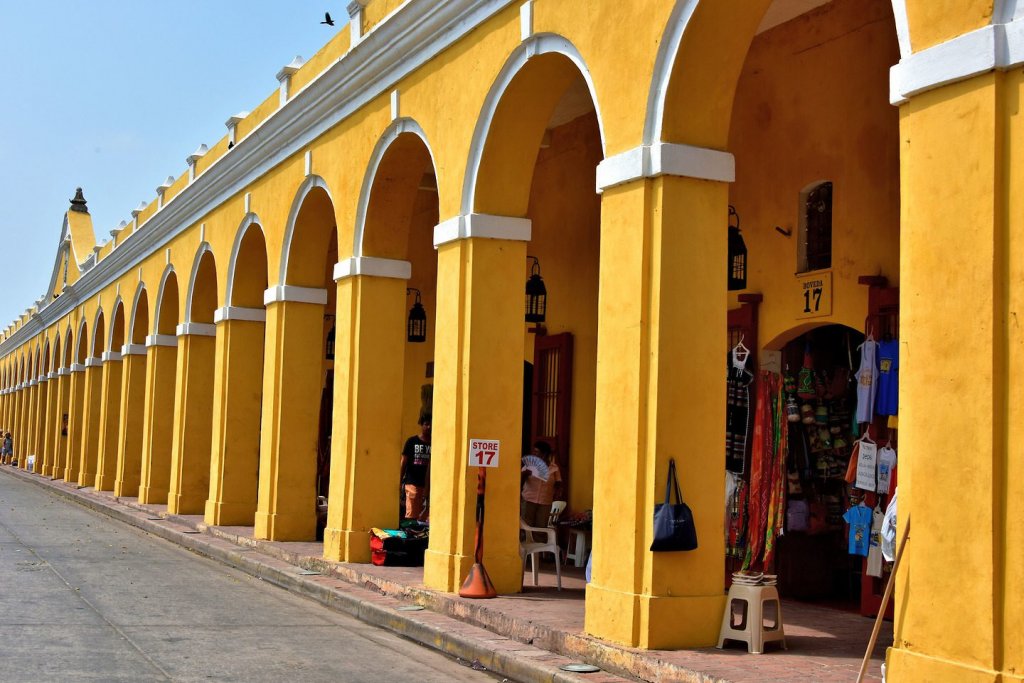 Compras em Las Bóvedas em Cartagena