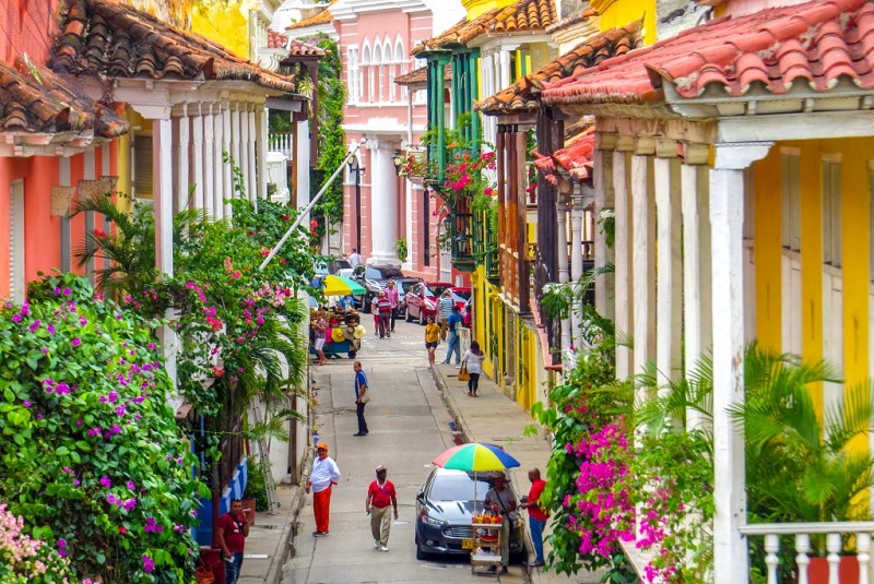 Ruas coloridas de Cartagena