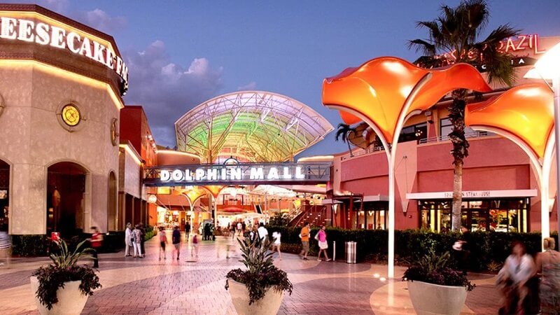 Shopping Dolphin Mall em Miami