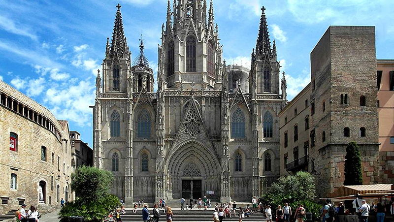 Fachada da Catedral de Barcelona