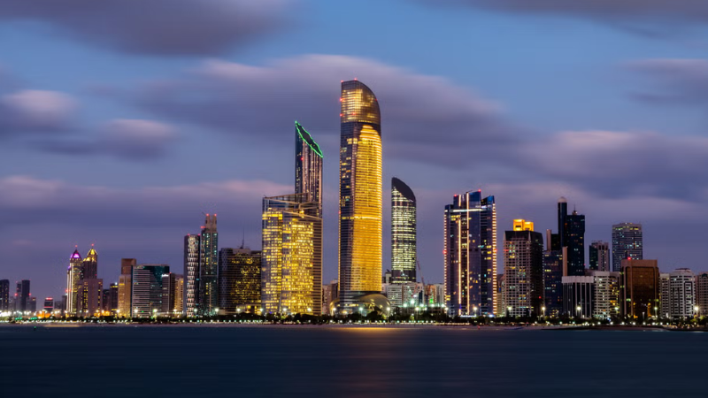 Abu Dhabi à noite