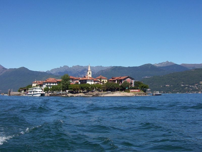 Isola dei Pescatori no Lago Maggiore na Itália.