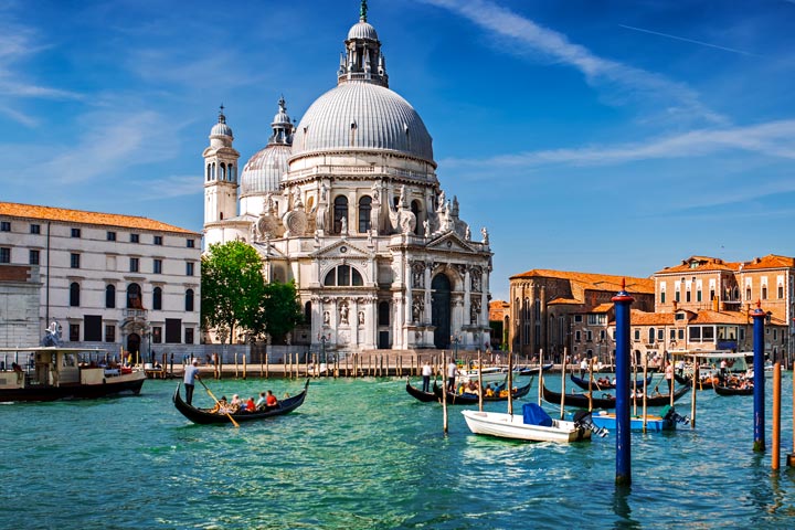 Vista da Santa Maria della Salute em Veneza.