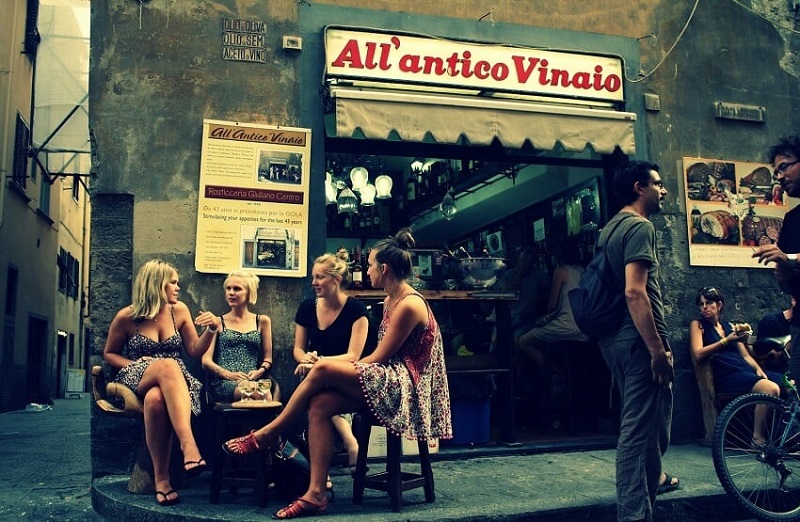 Fachada do bar All' Antico Vinaio em Florença