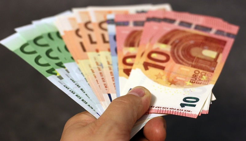 Como levar dinheiro para Verona: dinheiro em espécie